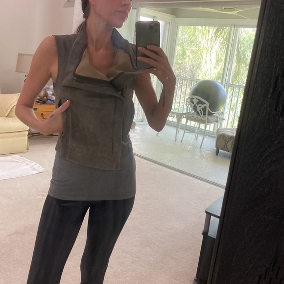 Veda olive distressed leather vest - Picture 2 of 6